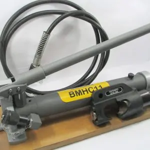 Por que o conjunto hidráulico é essencial para a segurança operacional de uma prensa
